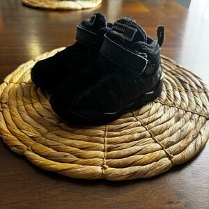 Jordan shoes (size 7c)